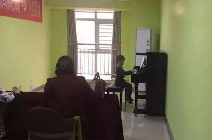 音符承载梦想，旋律奏响希望|：劁鸷邮械谌彀劾指智僖帐踔芡昝缆淠