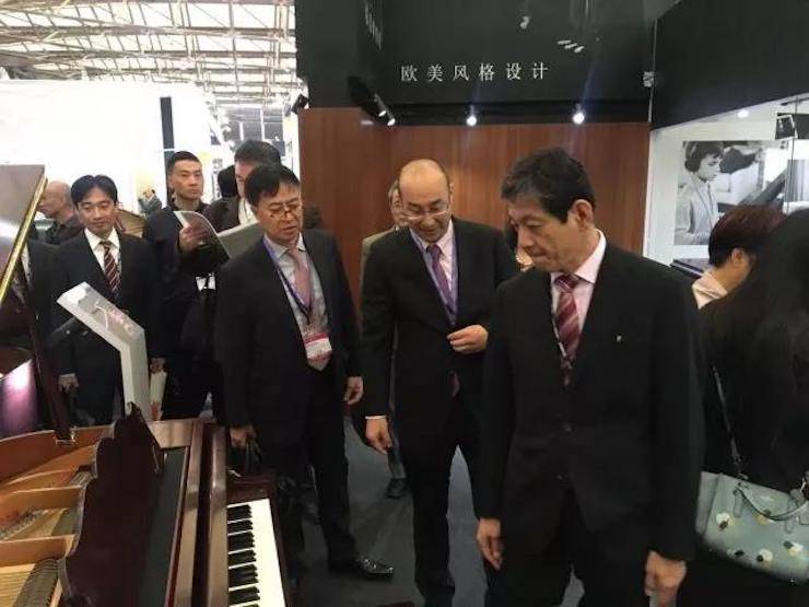 聚焦乐展|2017中国（上海）国际乐器展览会圆满落幕，佰利乐钢琴大放异彩
