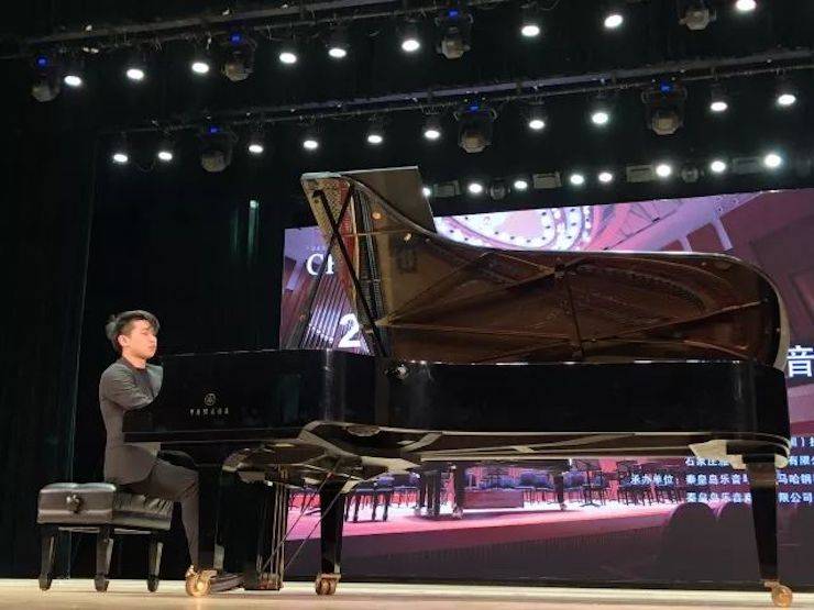 【报道】佰利乐艺术家鲍释贤钢琴独奏音乐会及大师班于河北秦皇岛成功举办
