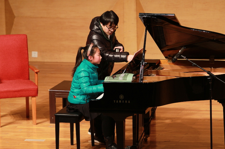 【精彩演奏视频】佰利乐艺术家宋思衡连云港市首场多媒体音乐会成功举办