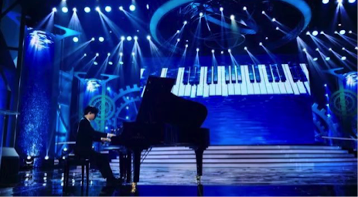 东方卫视五一晚会  佰利乐艺术家宋思衡奏响《长江之歌》