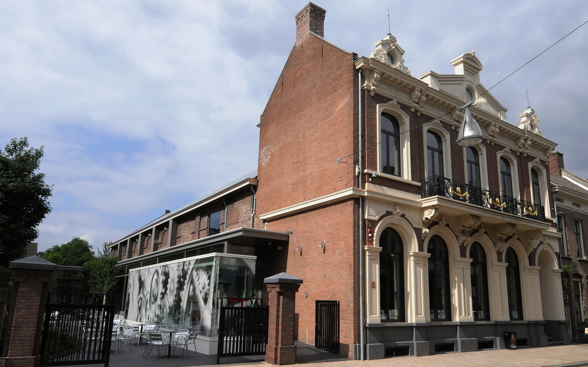 Cinecitta 电影院——600万欧元翻新工程中的佰利乐 CIS 产品